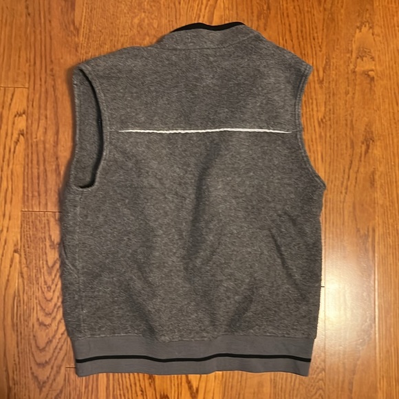 Patagonia Gray Vest - Picture 3 of 7